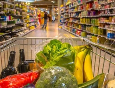 Ο ΕΦΕΤ προειδοποιεί: Τι να προσέξετε στην αγορά κρεάτων και πουλερικών ενόψει Χριστουγέννων